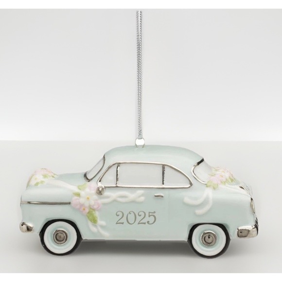 Lenox Other - Lenox ornament 2025 Just Married Vintage Car Christmas Ornament‎